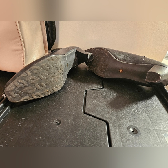 Womens Black Heeled Booties Boots Shoes Snake Pattern Size 11 - Picture 5 of 5